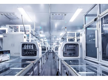 2026 鋰電/固態(tài)電池干房工程指南：涂布車間不銹鋼地面手持激光焊與無(wú)穿透防潮施工方案